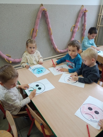 24bff564-3ece-4b69-9207-efb02be23d4c