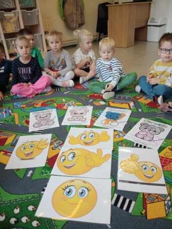 decccb0f-e246-403d-939c-e5a38f49191b