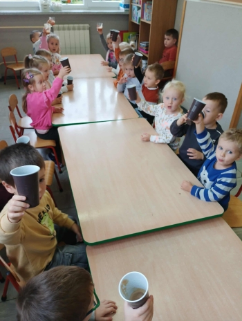 b0469643-7776-4ba7-b634-4636378c8779