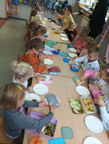 f9c3edff-078f-4e6f-a5ca-884a938fd87e