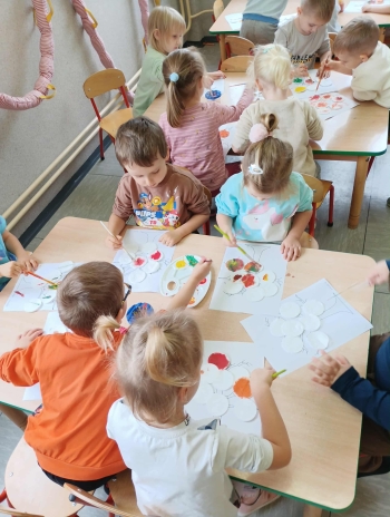 2c18e299-134d-4d9d-ad1e-97a65345298d