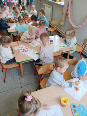 e5f93029-2f49-418f-ae07-b99cbb8e7a1b