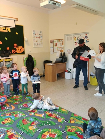 2c125c25-d3d6-42a3-9dfa-f872d5fa0c95