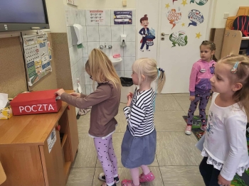 cd289aa0-5476-4aef-acbb-995e683d9edf