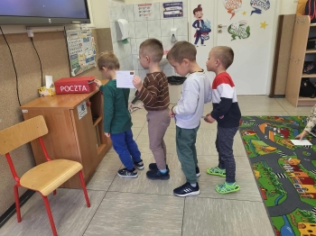 d12e1a90-63f4-46b7-bdc1-8980bd9309ab