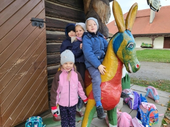 644b348d-a0e9-49d1-a4e4-75fa57507662