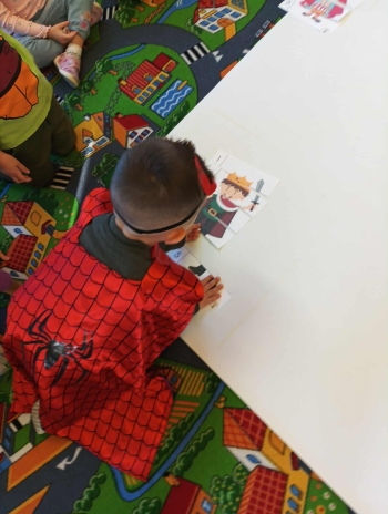 7fa64b21-dc2f-4deb-81f4-bf4b9fd37949