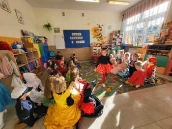 79ec2bbe-16fa-48c7-aa0b-831a16a95291