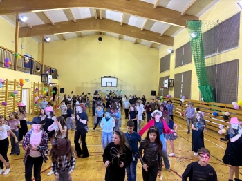 Zdjęcie WhatsApp 2025-12-06 o 19.00.25_69286886