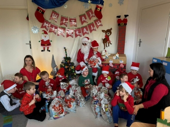 7913dfcd-d596-4b24-aae7-7e835861a5ad