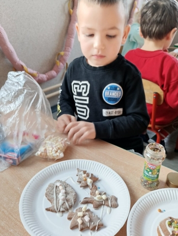 7674418b-02c1-42f6-b003-022e49200597