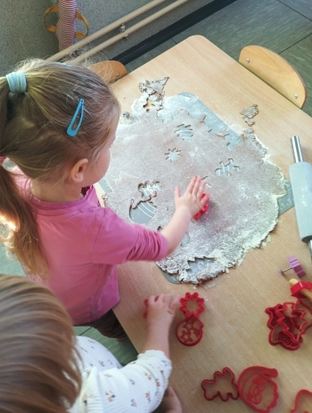 b547af63-2d4f-425f-8c39-dc9eb74276bb