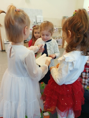 85d7eeee-775c-4ab4-8356-0c619e0093bb