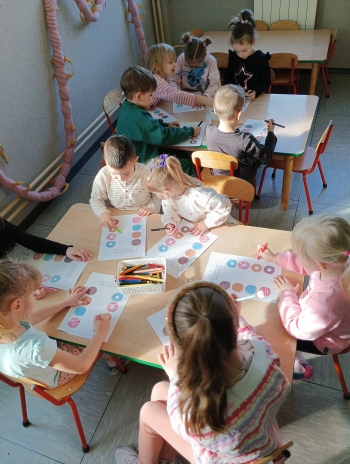 90f2654b-120d-43d1-ab40-4cd3b6675305