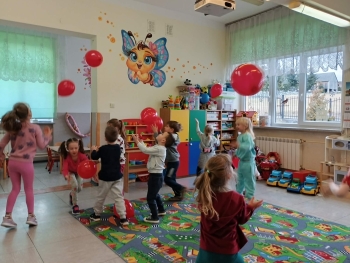 b2a76bd8-59b8-4e72-8dbd-6c8bc4a87941