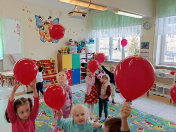 ea231474-545b-4494-945a-c5a6ef95cef7