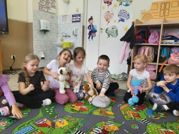 e7204cb9-bb67-4d64-b779-5d2a46d662cd