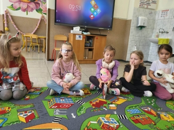 f49475d3-90c3-4bfc-90a5-d3621f00a7af