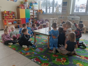 774e667a-d103-4dad-83a8-eecbc369fd7c