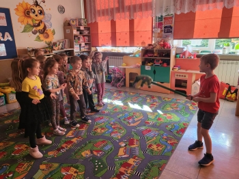 e4a603cb-62c5-45b6-978a-18c276efaf99