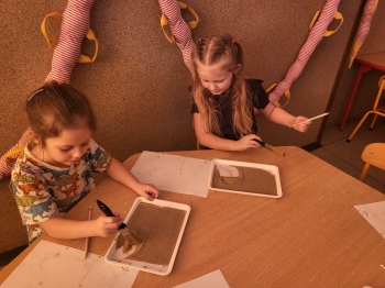 adde0c5f-76d5-4cd9-a9d1-7dbdb764feef