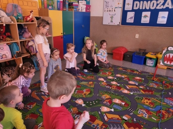 bd33971b-7c56-4453-8d11-8f3e66762051