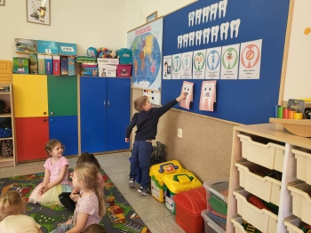 b56bc619-c396-4e7a-bac4-7bc98080bce3