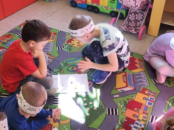 c987a6f0-1938-4d02-befa-d651a7e51c09