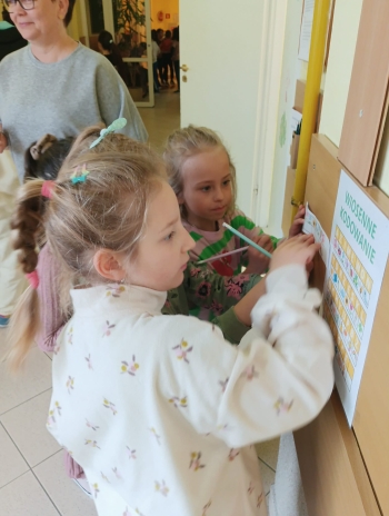 9a86155f-83ca-42a1-8a41-e95ef2c6ef53