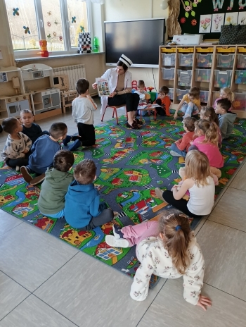 3eb81b32-ab7a-44e6-9973-0a9b11fde283