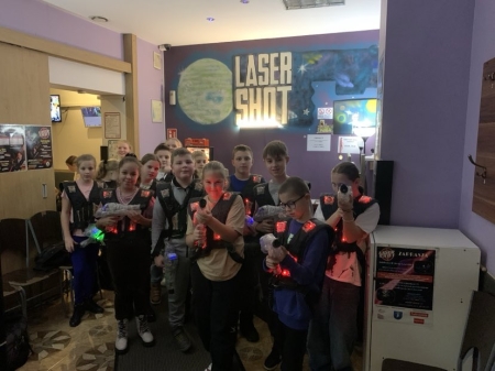 Wyjazd do Centrum Rozrywki dla dzieci „LaserShot”